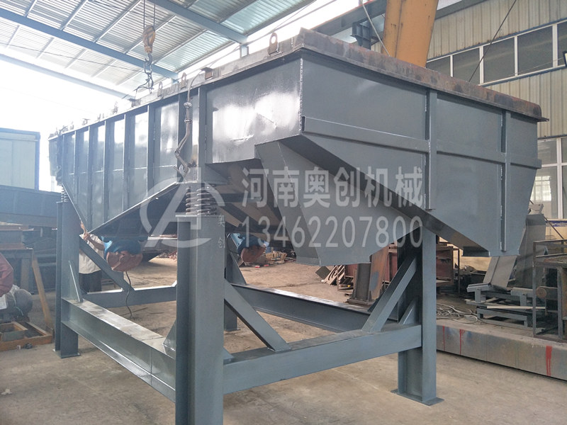 碳化鎢粉分級除雜直線篩選機的優勢有哪些？